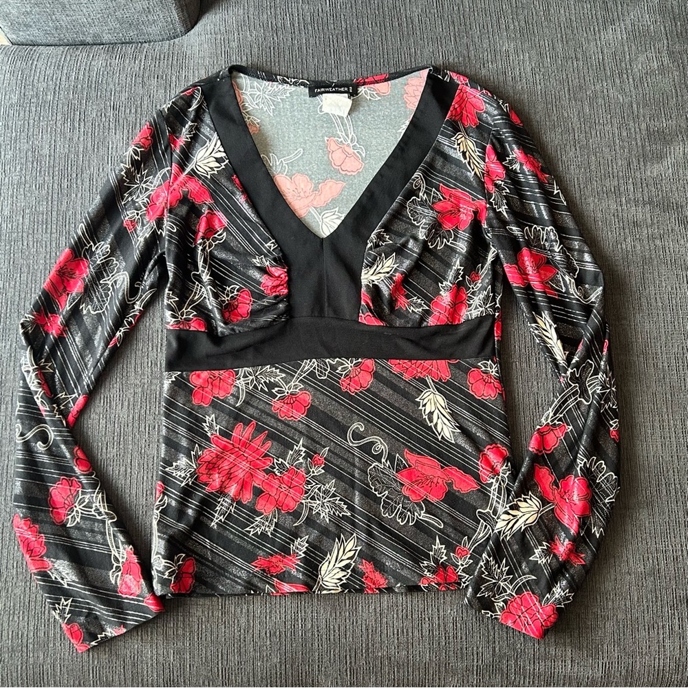 y2k Floral V-Neck Women's Top - Black and Red